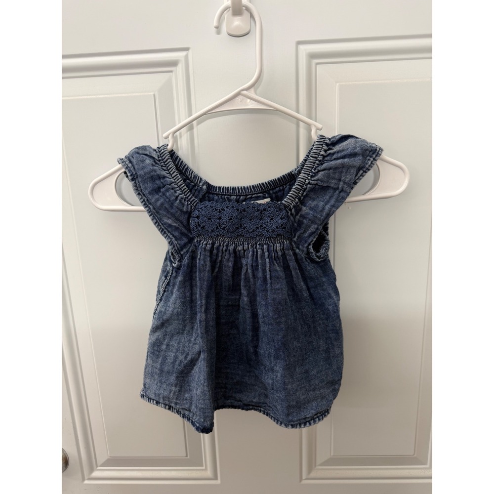 Cat & Jack Girls Blue Acid Wash Denim Look Crochet Rose Top Size 4T Cap Sleeve